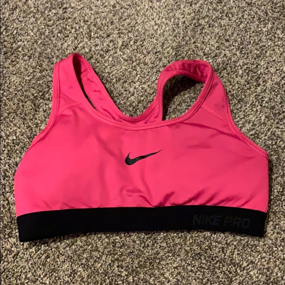 Sports bra